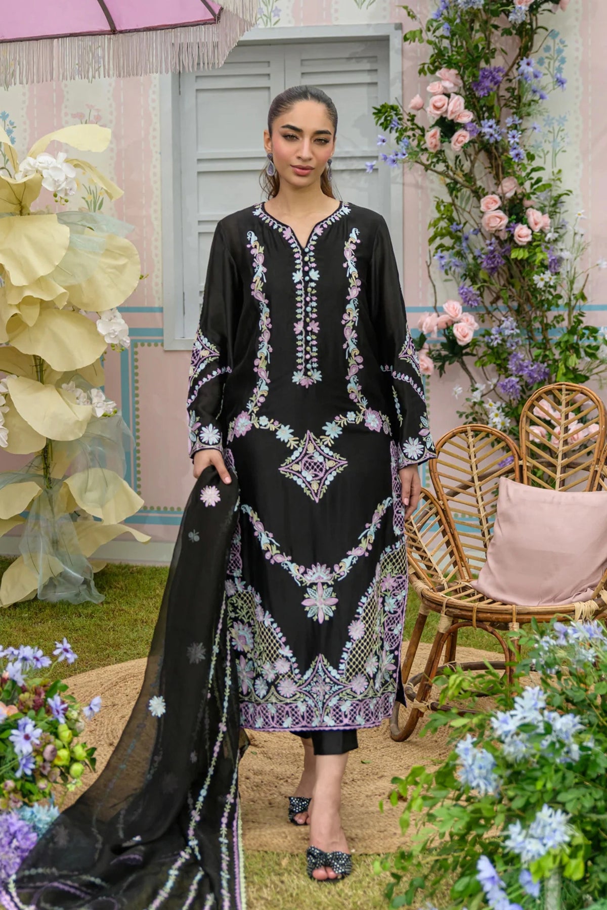 Black Coffee front view - sheesha silk set by Flairs Studio | Sheesha Silk
