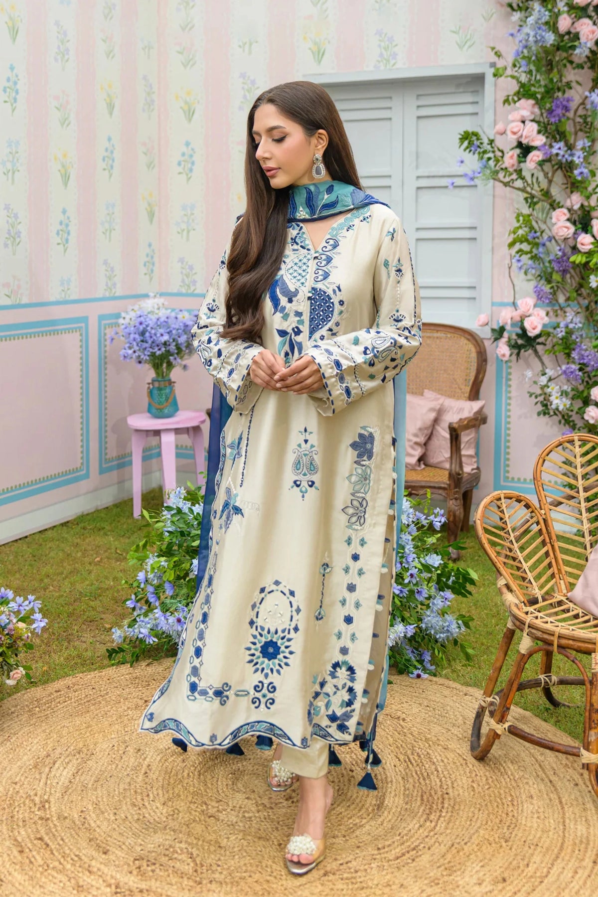 Coconut Latte front view - sheesha silk set by Flairs Studio | Sheesha Silk