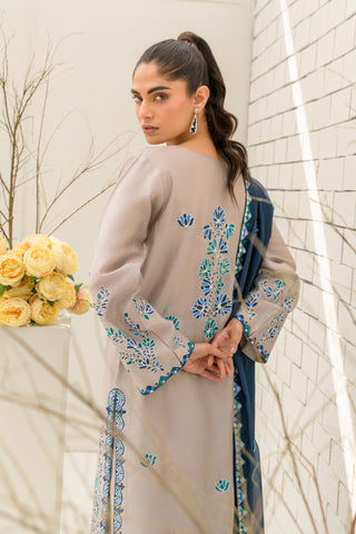 Cocoa Cloud side view silhouette - sheesha silk set by Flairs Studio