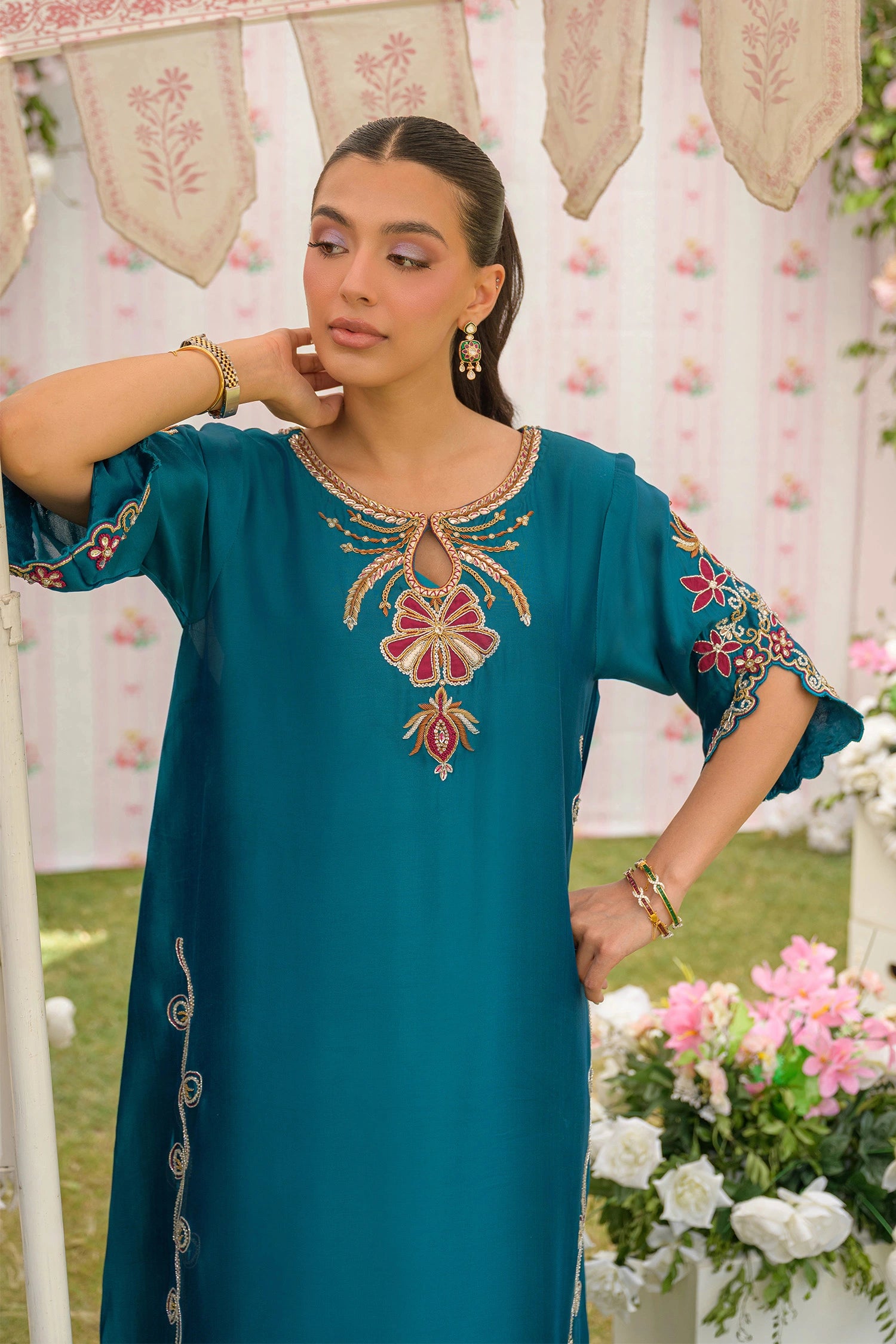Teal Paradise - Flairs Studio