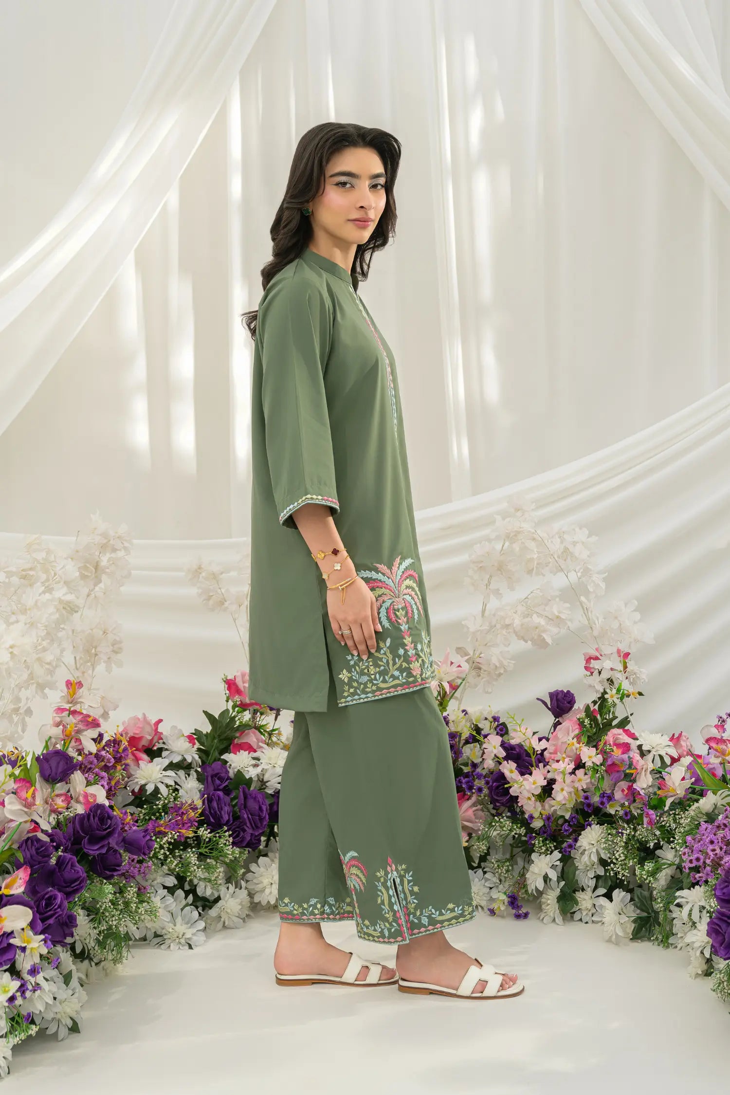 Moss Green - Flairs Studio