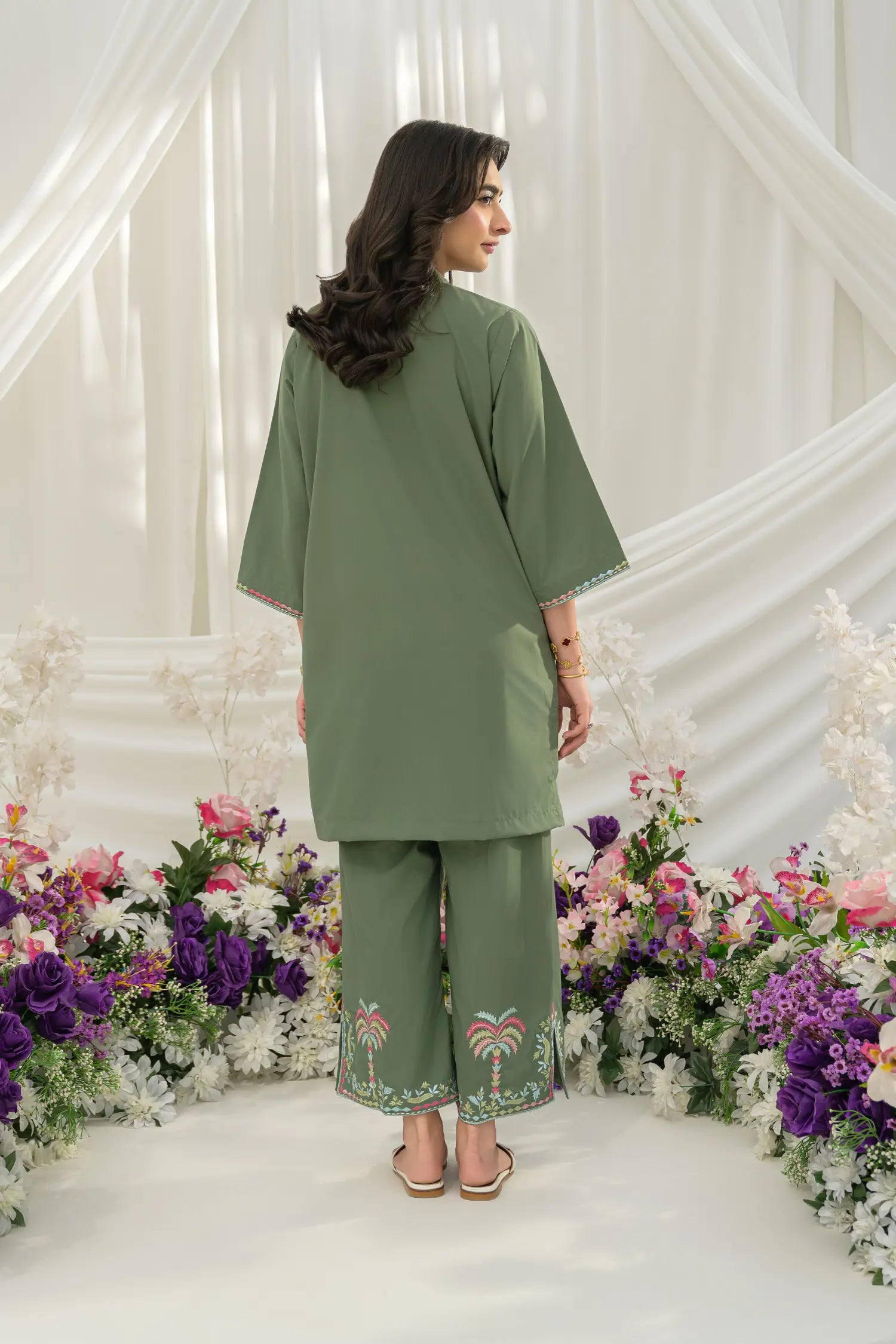 Moss Green - Flairs Studio