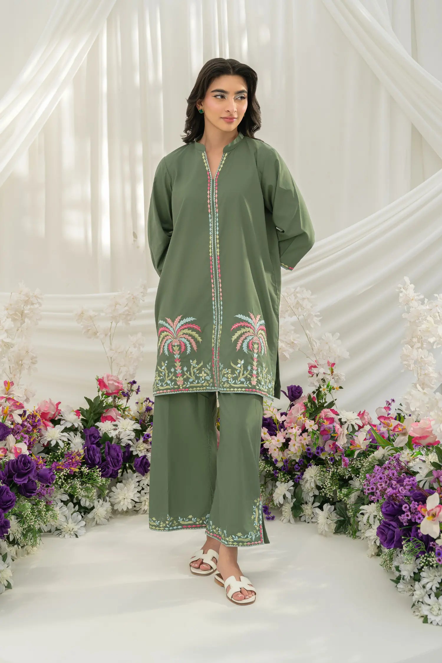 Moss Green - Flairs Studio