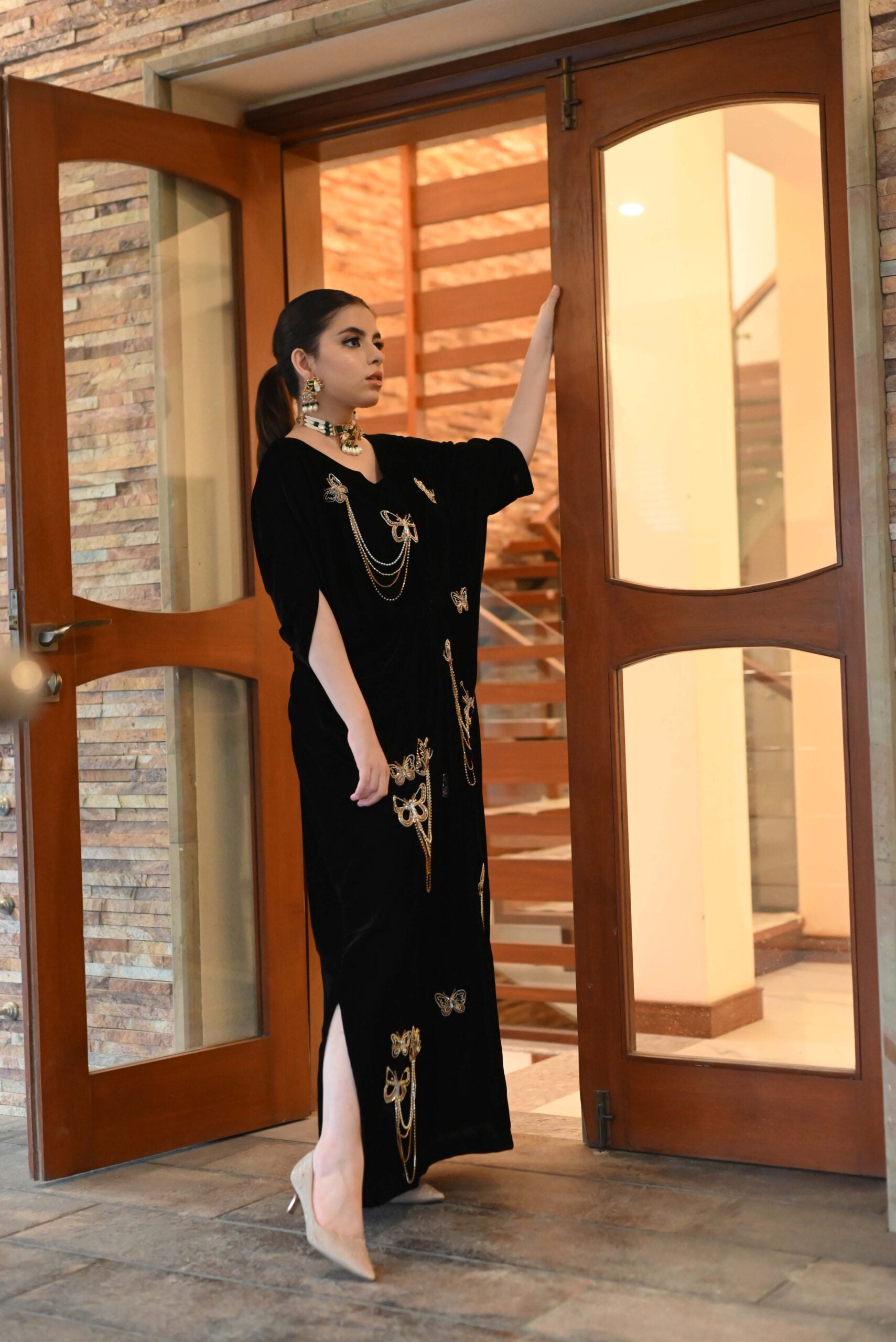 Black velvet kaftan Flairs Studio Black velvet kaftan Flairs Studio